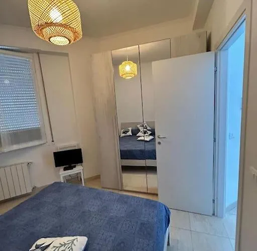 Sant'agostino 2 Apartment *