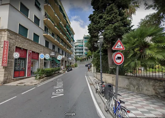 Sant'agostino 2 Apartment Sanremo